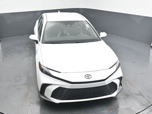 New 2026 Toyota Camry SE image 22