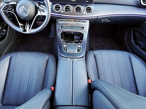 Used 2022 Mercedes-Benz E 350 Sedan image 20