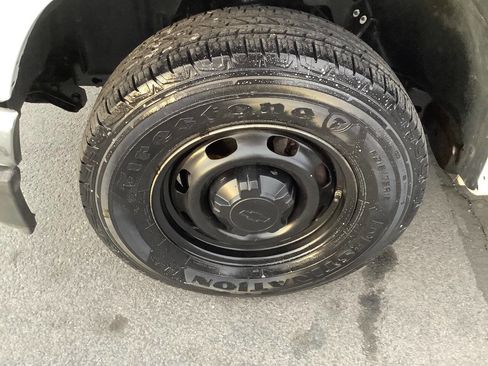 Used 2008 Chevrolet Colorado W/T image 18