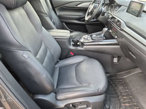 Used 2019 MAZDA CX-9 Touring FWD image 21
