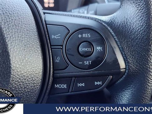 Used 2020 Toyota Corolla LE image 17