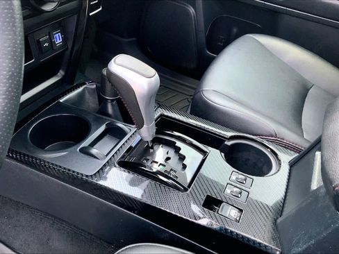 Used 2022 Toyota 4Runner TRD Off-Road Premium w/ Moonroof Package AWD/4WD image 16