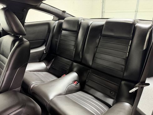 Used 2007 Ford Mustang GT RWD image 10