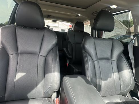 Used 2021 Subaru Ascent Touring AWD/4WD image 23