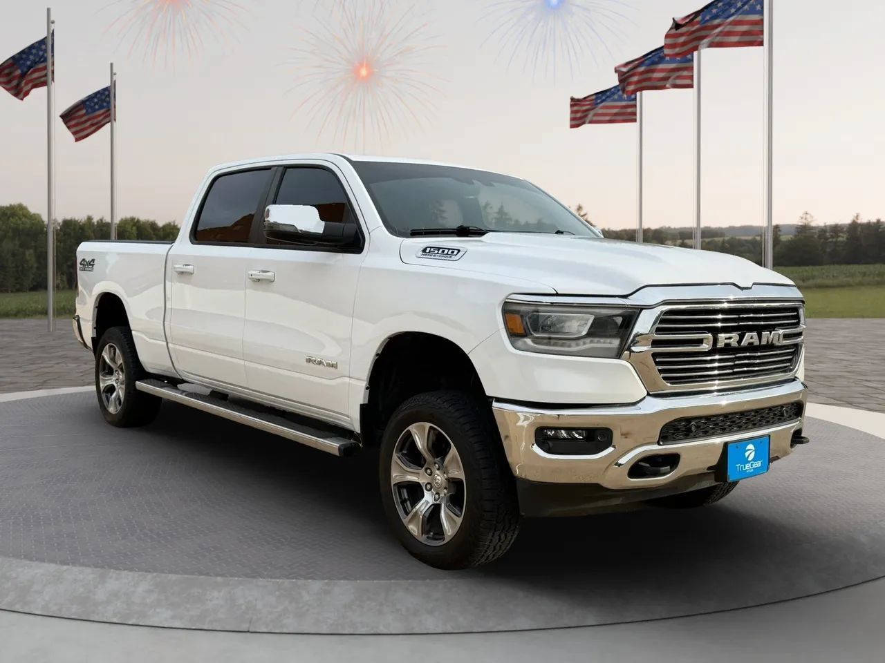 Used 2023 RAM 1500 Laramie AWD/4WD image 6