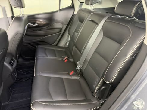 Used 2020 GMC Terrain Denali w/ Denali Premium Package image 13