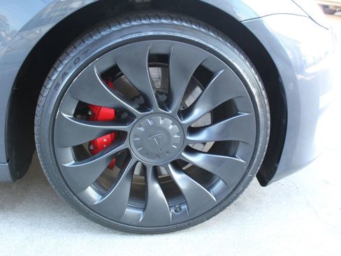 Used 2022 Tesla Model 3 Performance image 28