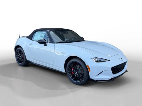 New 2026 MAZDA MX-5 Miata Club w/ Brembo/BBS Recaro Package RWD image 7