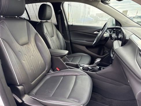 Used 2024 Buick Encore GX Avenir w/ Avenir Convenience Package image 29