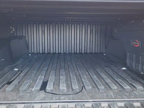 Used 2018 Toyota Tacoma TRD Sport w/ Technology Package AWD/4WD image 18