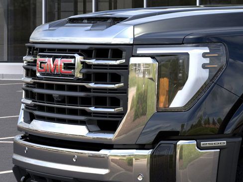 New 2026 GMC Sierra 2500 SLT w/ SLT Premium Package image 13