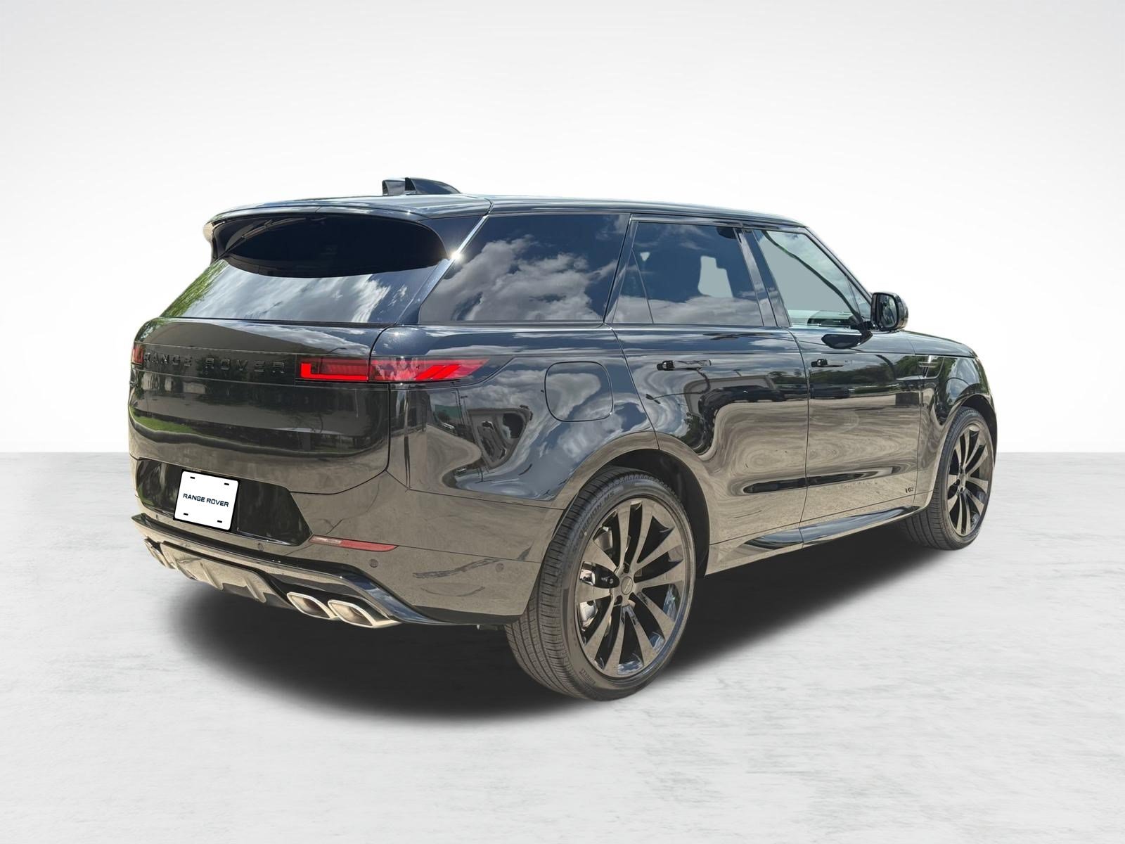 New 2026 Land Rover Range Rover Sport Dynamic SE AWD/4WD image 9