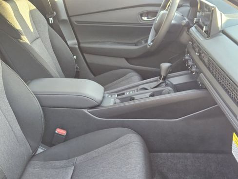 New 2025 Honda Accord SE image 12