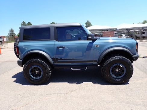 Certified 2022 Ford Bronco Wildtrak AWD/4WD image 5