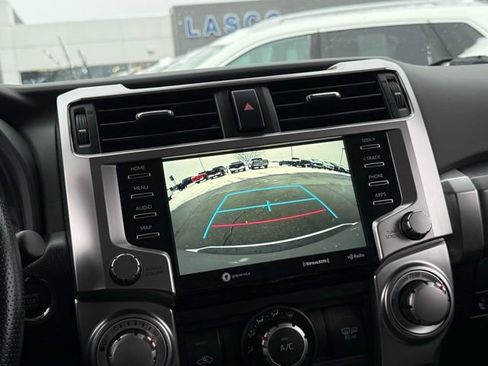 Used 2023 Toyota 4Runner SR5 Premium image 5