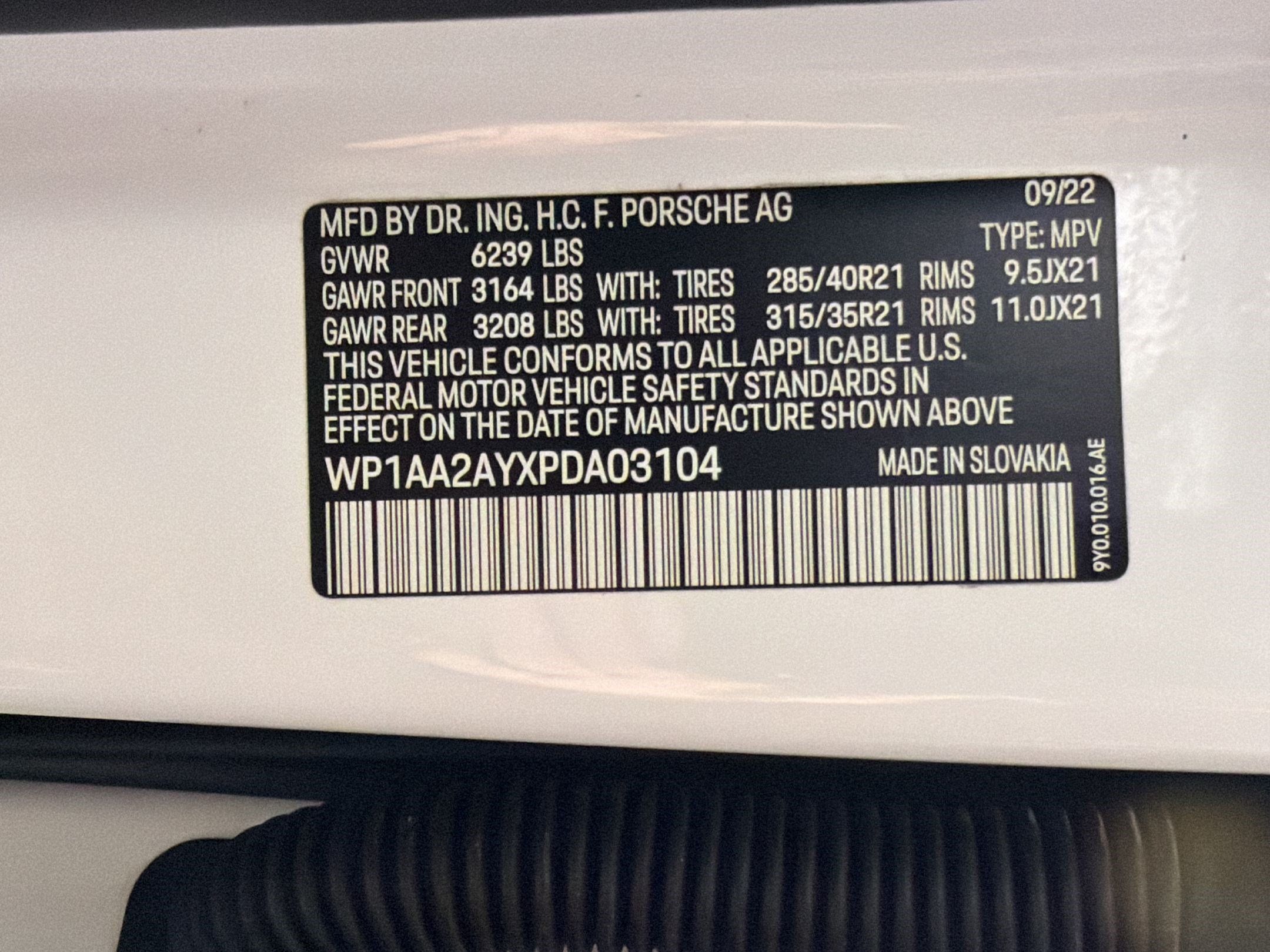 Certified 2023 Porsche Cayenne AWD/4WD image 26