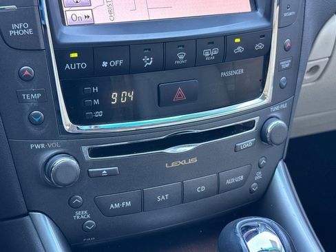 Used 2012 Lexus IS 250 w/ Premium Pkg Value Edition image 19