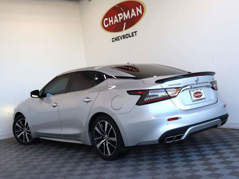 Used 2022 Nissan Maxima SV image 4