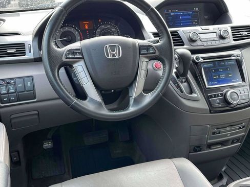 Used 2016 Honda Odyssey Touring image 5