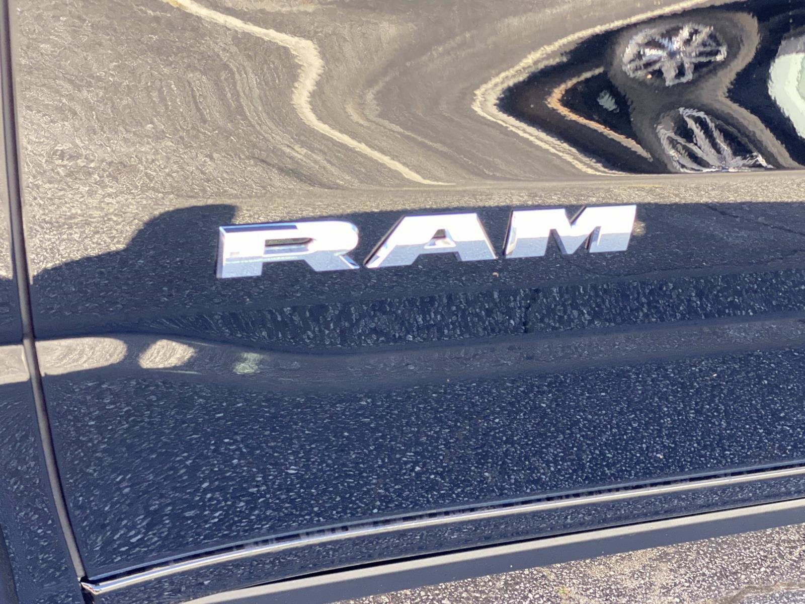 Used 2026 RAM 1500 Limited w/ Bed Utility Group AWD/4WD image 14