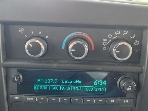 New 2025 Chevrolet Express 3500 w/ Power Convenience Package image 4