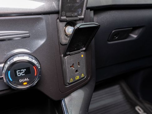 Used 2021 Ford F150 XLT w/ Equipment Group 302A High image 23