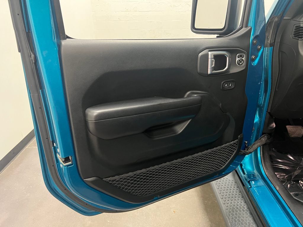 Used 2020 Jeep Wrangler Unlimited Sport S AWD/4WD image 11