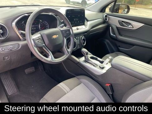 Used 2023 Chevrolet Blazer LT FWD image 7