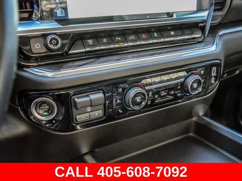 Used 2025 Chevrolet Silverado 3500 LTZ w/ LTZ Convenience Package AWD/4WD image 36