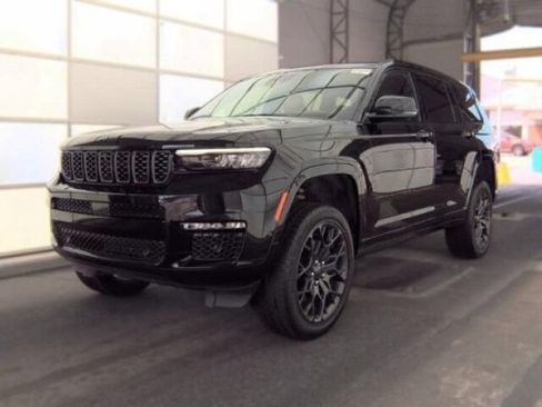 Used 2025 Jeep Grand Cherokee L Summit w/ Obsidian Package AWD/4WD image 1