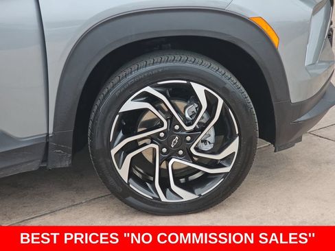 Used 2024 Chevrolet TrailBlazer RS w/ Convenience Package AWD/4WD image 39