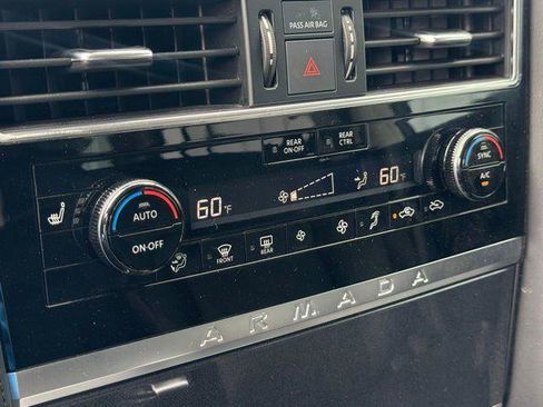 Used 2022 Nissan Armada SV w/ SV Appearance Package RWD image 11