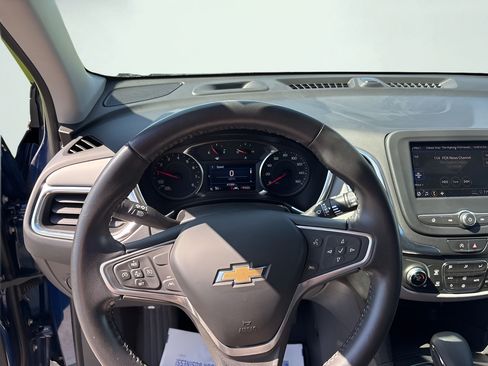 Used 2022 Chevrolet Equinox LT w/ Driver Convenience Package AWD/4WD image 27