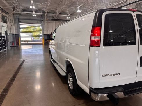 Used 2025 GMC Savana 2500 w/ Driver Convenience Package RWD image 7