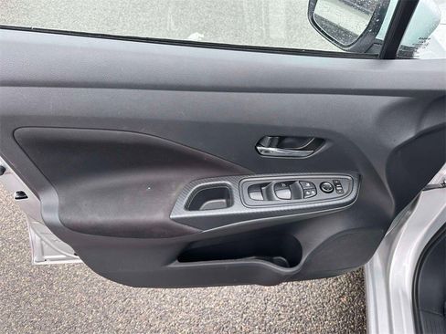 Certified 2021 Nissan Versa SV image 14