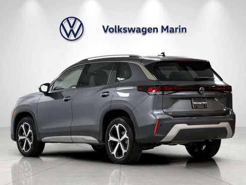New 2026 Volkswagen Tiguan SE AWD/4WD image 3