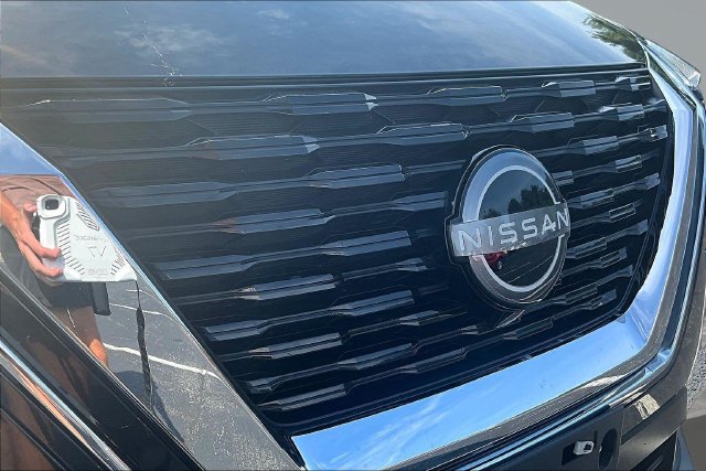 Used 2022 Nissan Rogue SV AWD/4WD image 32