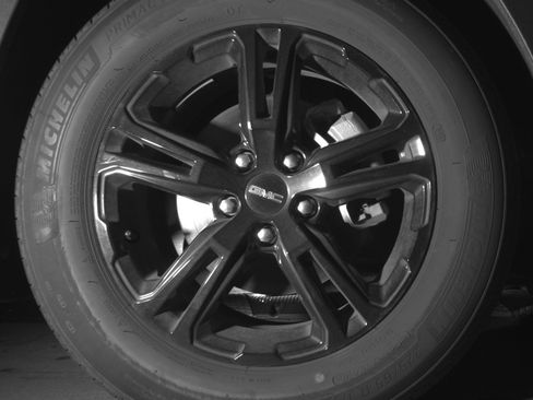 Used 2024 GMC Terrain SLE FWD image 13