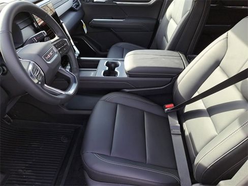 New 2026 GMC Acadia Elevation w/ Black Edition image 13