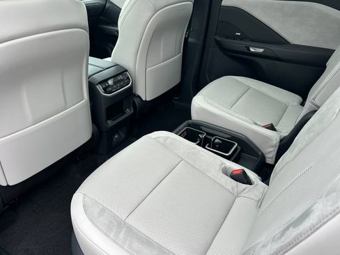 New 2026 Lexus TX 550h AWD Plug-In Hybrid image 12
