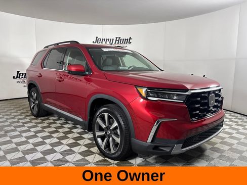 Used 2025 Honda Pilot Elite image 4