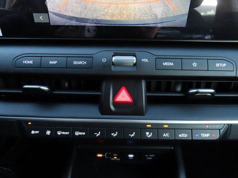 New 2025 Kia K4 FWD image 20