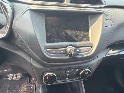 Used 2021 Chevrolet TrailBlazer LS FWD image 5