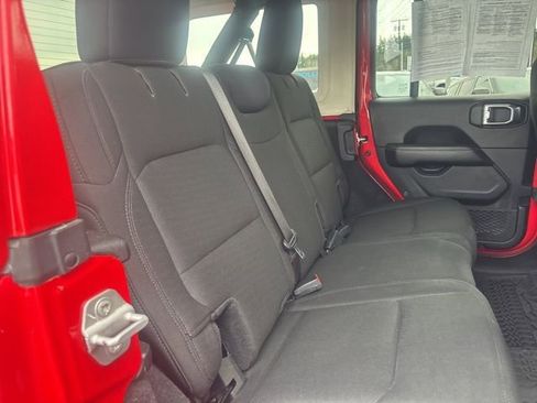 Used 2020 Jeep Wrangler Unlimited Sahara w/ Uconnect 4C Nav & Sound Group AWD/4WD image 42