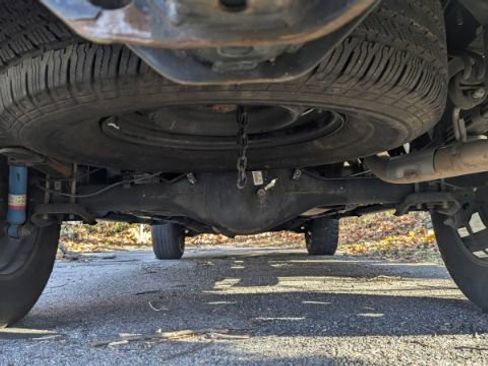 Used 2020 Toyota Tacoma TRD Sport image 14