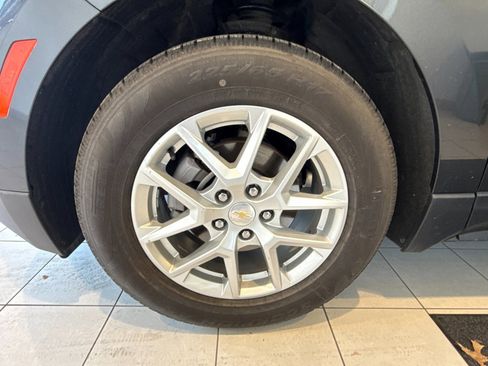 Used 2023 Chevrolet Equinox LT FWD image 14