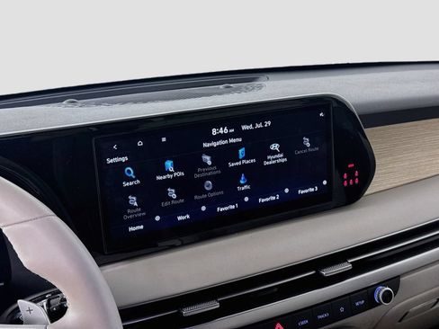 Used 2023 Hyundai Palisade Limited FWD image 13