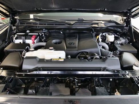 Used 2024 Toyota Tundra SR5 w/ SR5 Convenience Package image 9