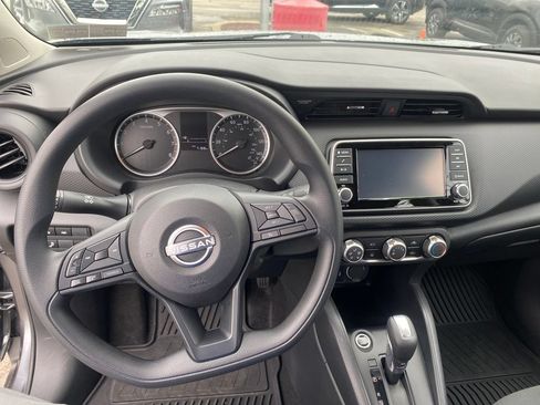 Certified 2025 Nissan Kicks Play S FWD image 15