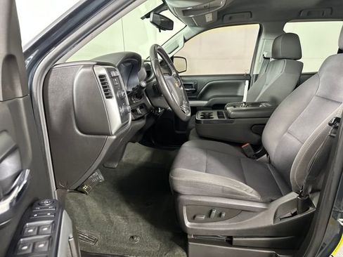 Used 2018 Chevrolet Silverado 1500 LT w/ All Star Edition image 11